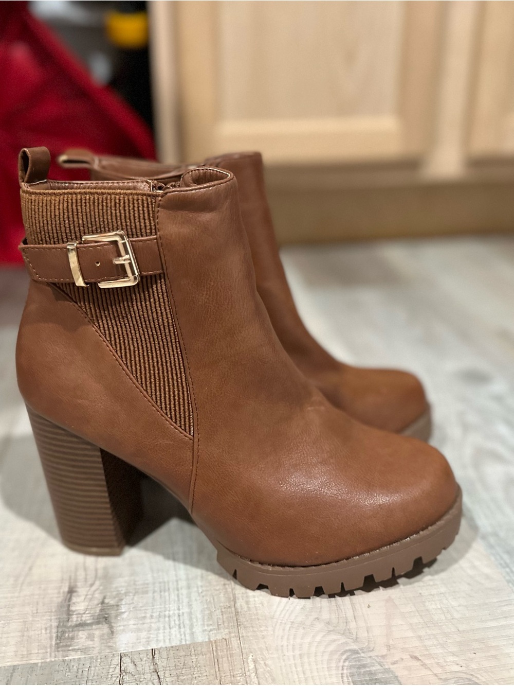 Women's Tan Block Heel Ankle Boots